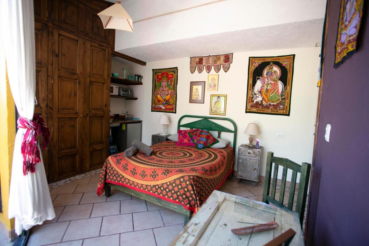 Majikal B&B - Krishna Чолула Екстер'єр фото
